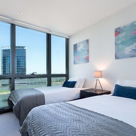 Wyndel Apartments - Riverside On Collins Мелбърн Екстериор снимка