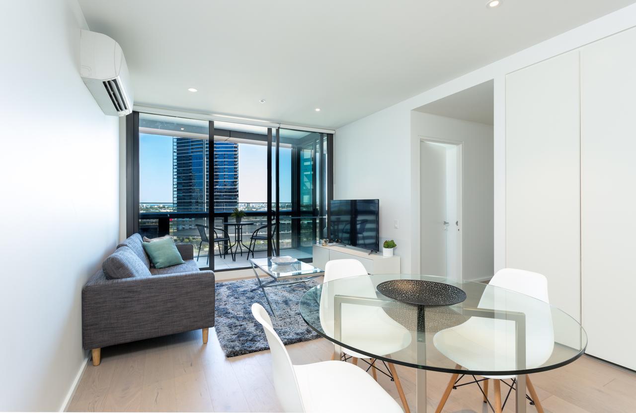 Wyndel Apartments - Riverside On Collins Мелбърн Екстериор снимка